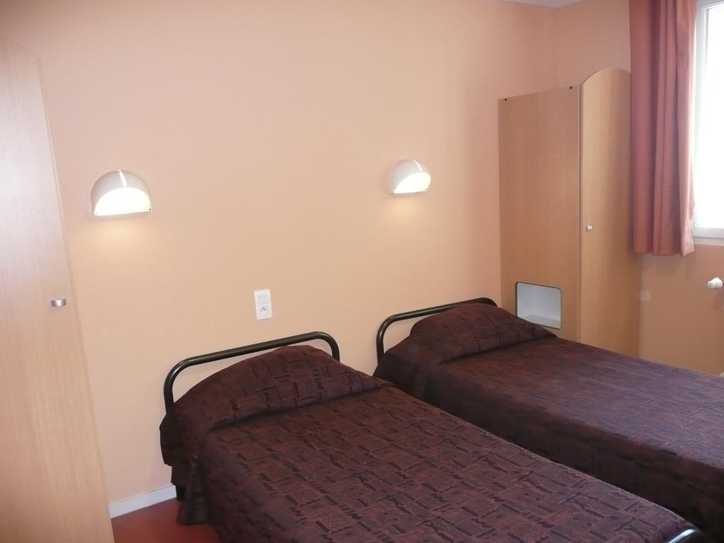 Ethic Etapes Cis De Besancon Aparthotel Room photo